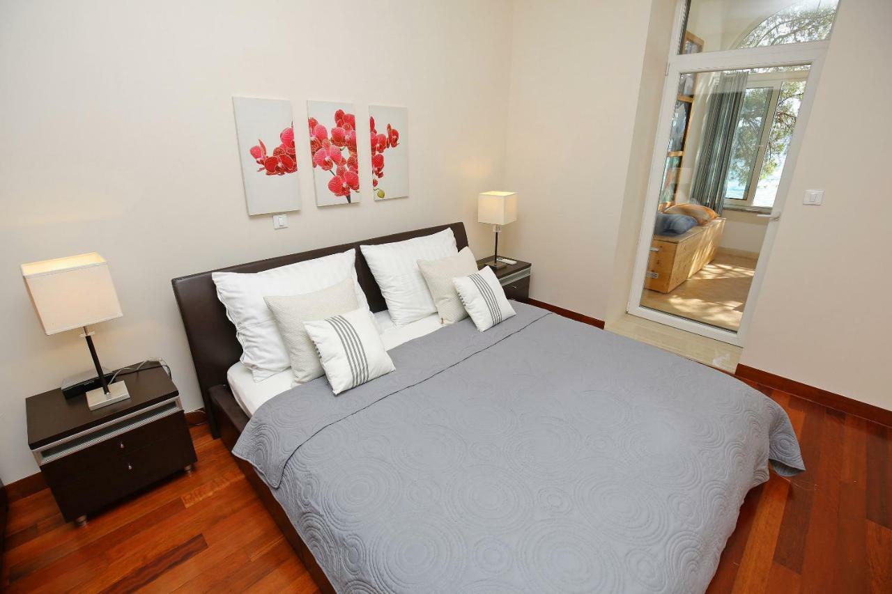Seafront Beach Apartment - Directly At The Beach Задар Екстериор снимка