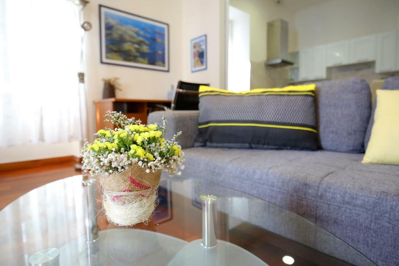 Seafront Beach Apartment - Directly At The Beach Задар Екстериор снимка