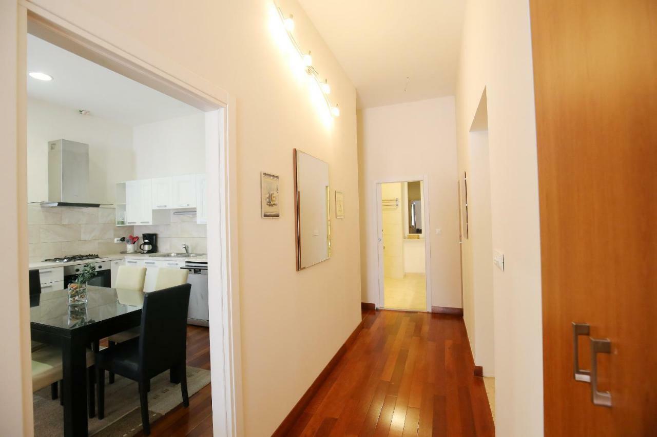 Seafront Beach Apartment - Directly At The Beach Задар Екстериор снимка