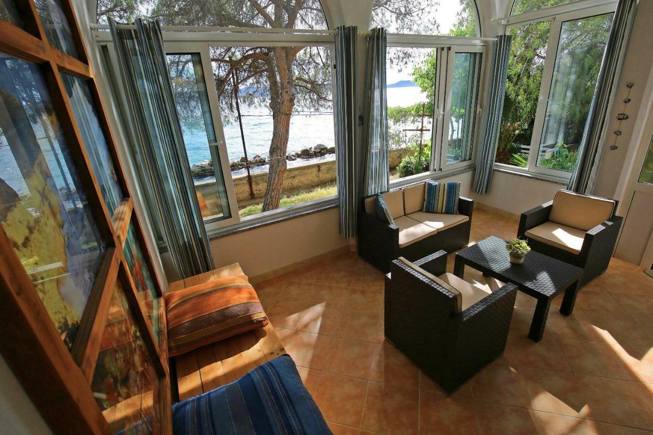 Seafront Beach Apartment - Directly At The Beach Задар Екстериор снимка